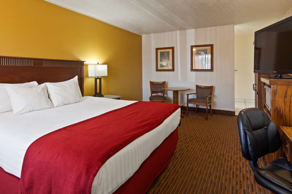 Deluxe King Room